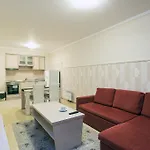 Aparthotel Forest Glade-апартаменти и за гости 3*