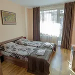 Forest Glade-апартаменти и за гости Aparthotel 3*