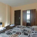 Aparthotel Forest Glade-апартаменти и за гости Pamporovo