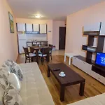 Forest Glade-апартаменти и за гости Aparthotel Pamporovo