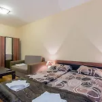 Aparthotel Forest Glade-апартаменти и за гости 3*