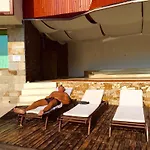 Aparthotel Forest Glade-апартаменти и за гости 3*