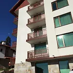 Forest Glade-апартаменти и за гости Aparthotel