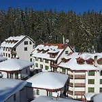 Forest Glade-апартаменти и за гости Aparthotel