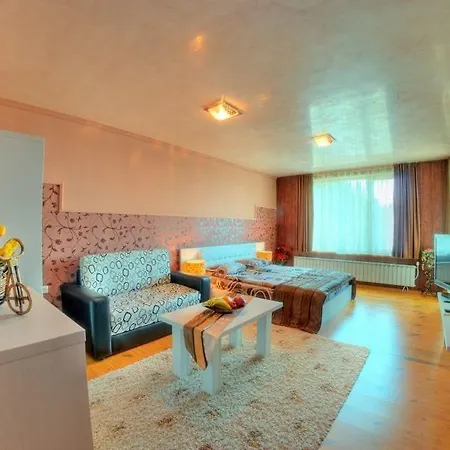 Forest Glade-апартаменти и за гости Aparthotel 3*