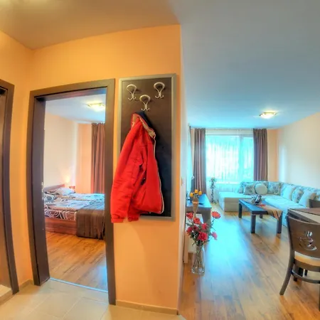 Forest Glade-апартаменти и за гости Aparthotel