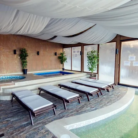 Forest Glade-апартаменти и за гости Aparthotel 3*