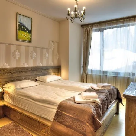 Aparthotel Forest Glade-апартаменти и за гости 3*