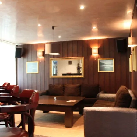 Forest Glade-апартаменти и за гости Aparthotel 3*