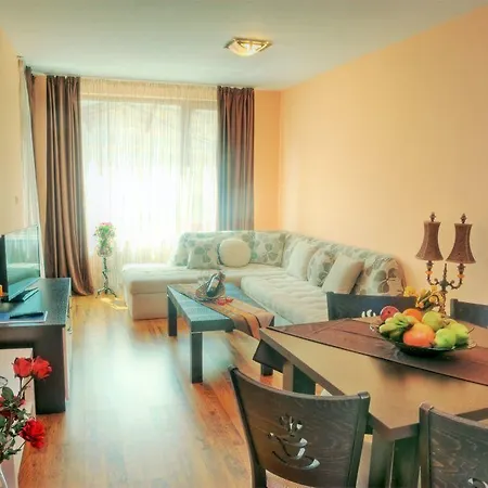 Forest Glade-апартаменти и за гости 3* Pamporovo