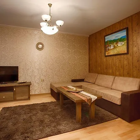 Forest Glade-апартаменти и за гости Aparthotel 3*