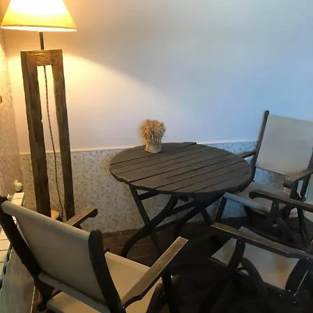 Forest Glade-апартаменти и за гости Aparthotel Pamporovo