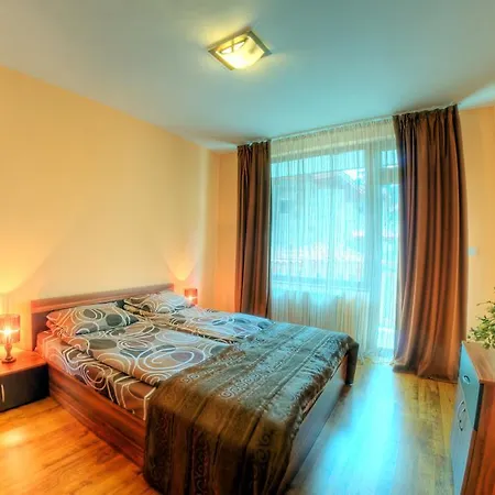 Forest Glade-апартаменти и за гости Aparthotel Pamporovo