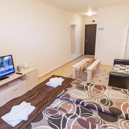 Aparthotel Forest Glade-апартаменти и за гости