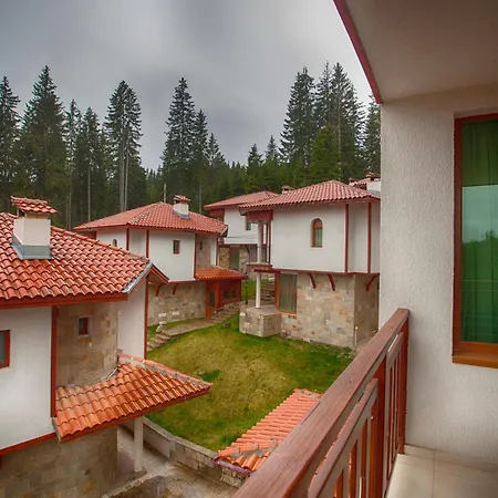 Aparthotel Forest Glade-апартаменти и за гости 3*