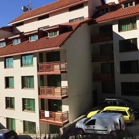 Apart-hotel Forest Glade-апартаменти и за гости Pamporovo