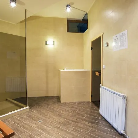 Forest Glade-апартаменти и за гости Aparthotel Pamporovo