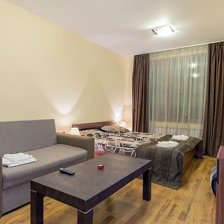 Forest Glade-апартаменти и за гости Aparthotel