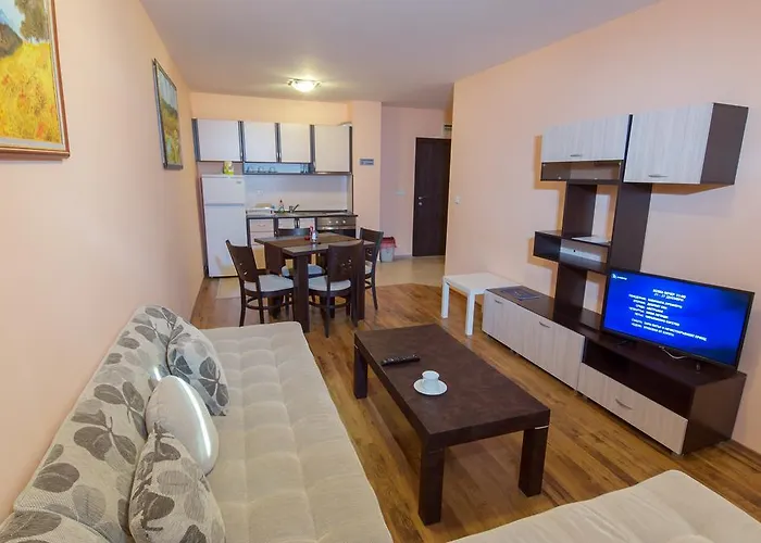 Forest Glade-апартаменти и за гости Aparthotel Pamporovo