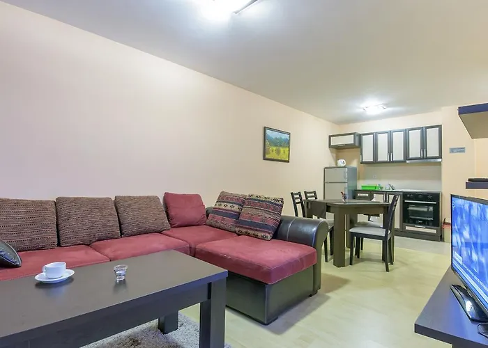 Forest Glade-апартаменти и за гости Aparthotel