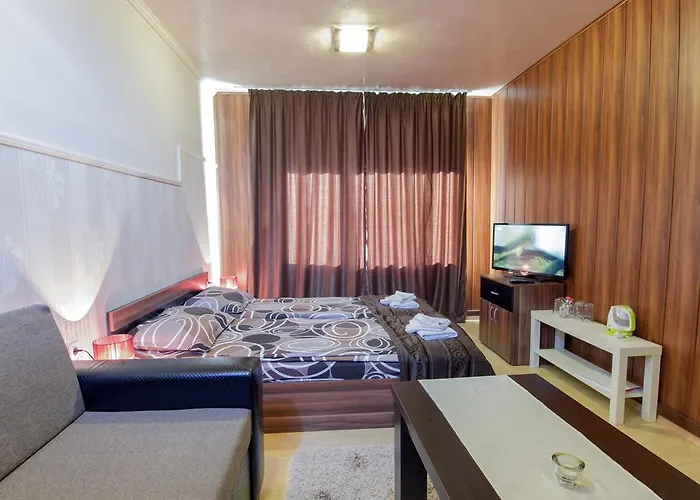 Forest Glade-апартаменти и за гости Pamporovo