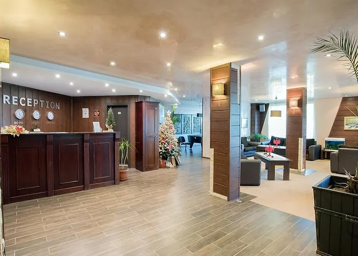 Forest Glade-апартаменти и за гости Aparthotel Pamporovo