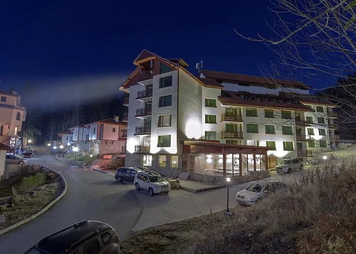 Aparthotel Forest Glade-апартаменти и за гости Pamporovo