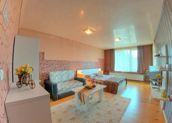 Aparthotel Forest Glade-апартаменти и за гости Pamporovo